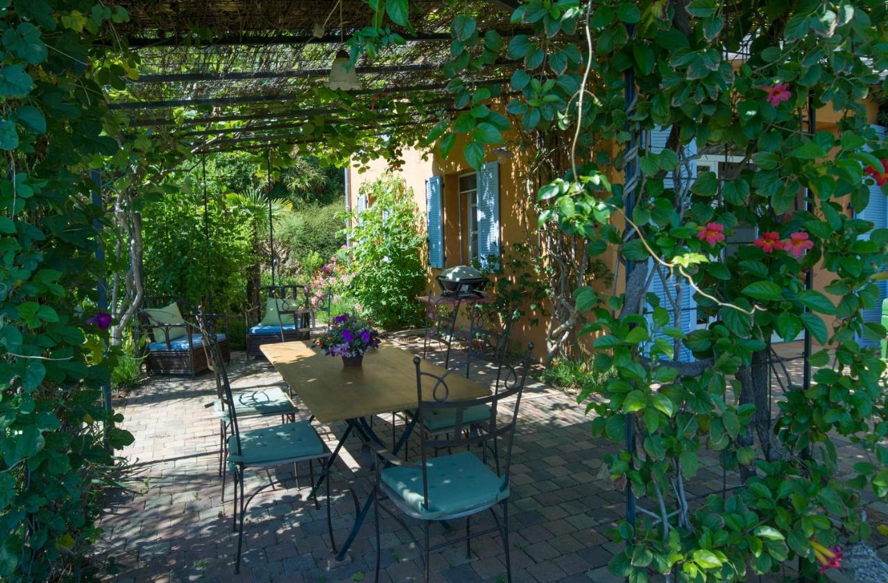 House With Garden And Sea View Villa Ла Лонд-ле-Мор Екстериор снимка