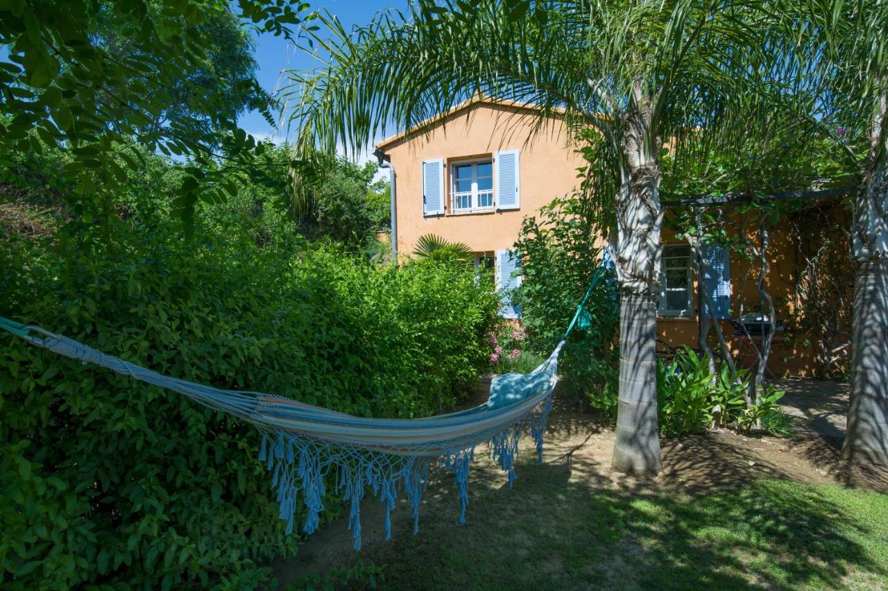 House With Garden And Sea View Villa Ла Лонд-ле-Мор Екстериор снимка